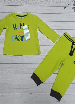 Костюм на мальчика рост 80 см