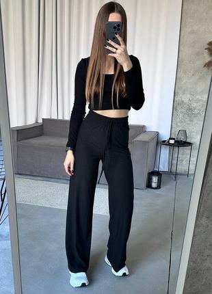 Спортивные прямые брюки брюки в цветах