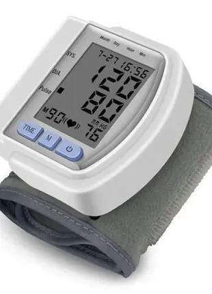 Автоматический тонометр на запястье automatic blood pressure monitor1 фото