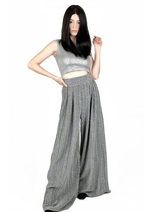 Серебряный костюм топ и брюки палаццо