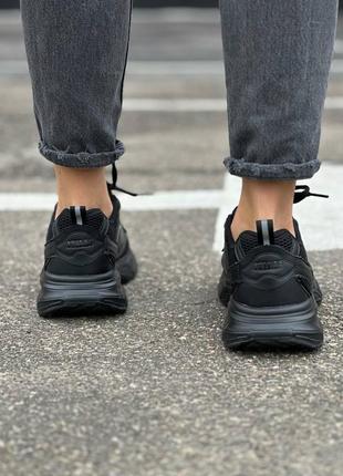 Кросівки чорні шкіряні на платформі4 фото