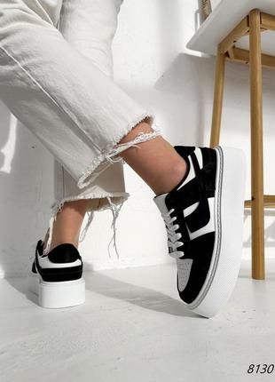 Білі дуже круті кеди - кросівки з чорними вставками на високій підошві10 фото