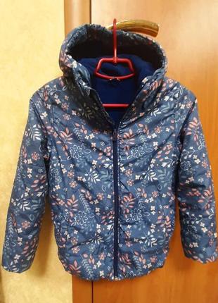Красивая демисезонная курточка на девочку