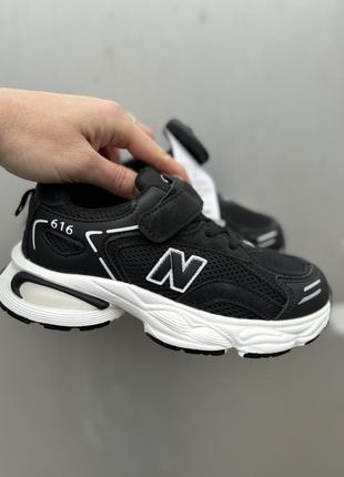 Стильні дитячі кросівки в стилі бренду тор2 фото