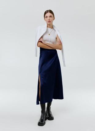 Юбка синяя атласная с разрезом modna kazka mkrm4160-2