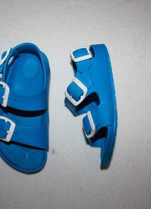 Босоніжки фірми birkenstock 26 розміру за устілкою всередині 16,5 см.