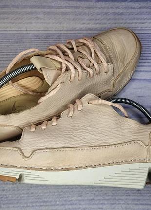 Кроссовки clarks