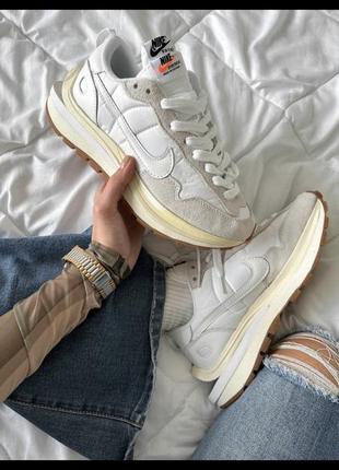 Sacai vaporwaffle  white cream