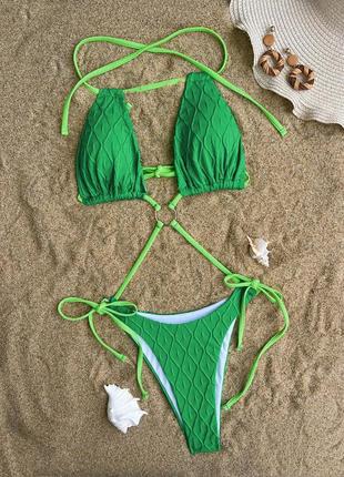 Женский раздельный купальник из рельефной ткани на завязках ladaza зеленый5 фото