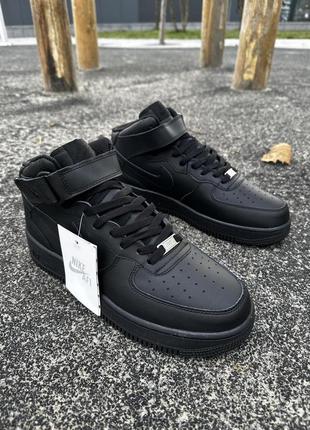 Зимові кросівки nike air force ліцензія (black)2 фото