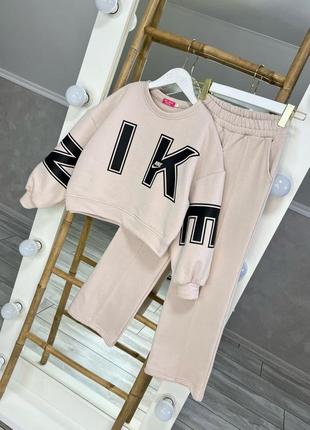 Костюм для дівчинки підлітка широкі штани та світшот з написом