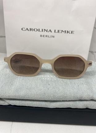 Carolina lemke окуляри