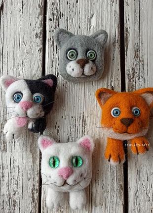 Брови "котики"