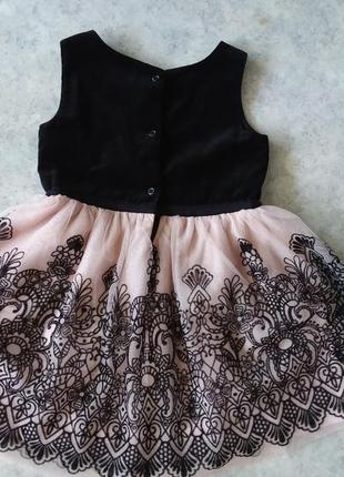 Очень нарядное платье велюр+персиковый фатин1 фото