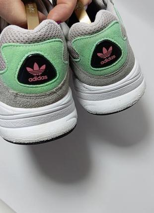 Кроссовки adidas4 фото