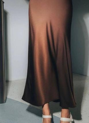 Шелковая юбка длины миди9 фото