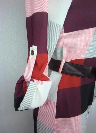 Рубашка styleboom с кожаным поясом в клетку клеточку в квадраты длинная бордовая розовая белая style boom блузка блуза6 фото