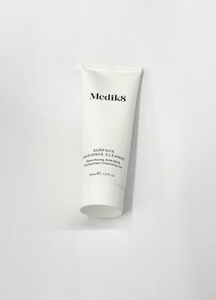 Гель для умывания medik8 surface radiance cleanse 40 ml