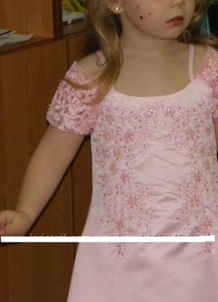 Праздничное платье 6-8 лет4 фото