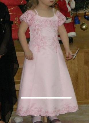 Праздничное платье 6-8 лет1 фото