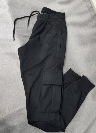 Штани карго з накладними кишенями тканина лакоста чорні спортивні штани sw