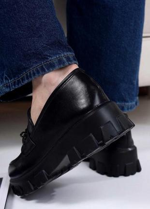 Туфли женские лоферы черные на платформе6 фото