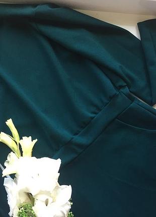 Обалденное платье бутылочного цвета
