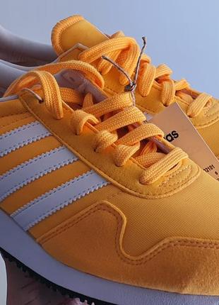Adidas нові жіночі кросівки замша жовті розміри 37, 38, 39 оригінальні