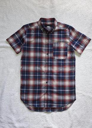 Рубашка на мальчика 12-13 лет , плотная ткань