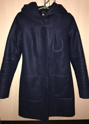 Пальто осеннее