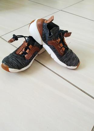 Зручні мокасини, тапочки в школу на перезувне