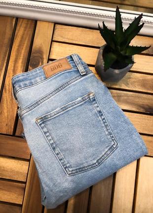 Mom jeans трендовые момы мом джинсы на высокой посадке голубые