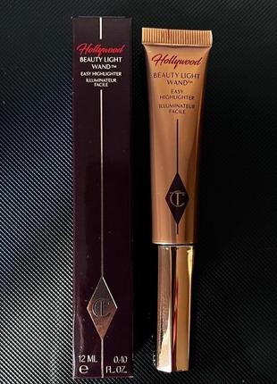 Кремовий хайлайтер charlotte tilbury hollywood beauty light wand highlighter spotlight рідкий сяючий5 фото