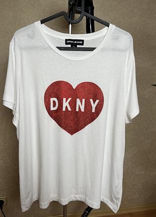 Футболка с сердцем dkny р.xl