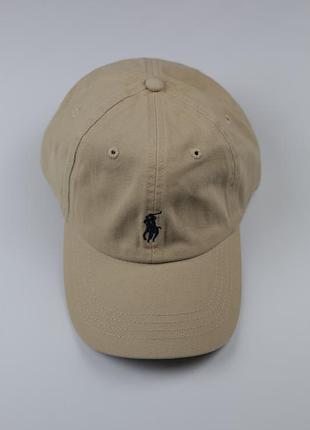 Кепка polo в багатьох різних кольорах