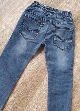 Стильные джинсы на мальчика 104 см3 фото