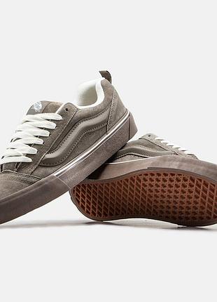 👟vans knu skool