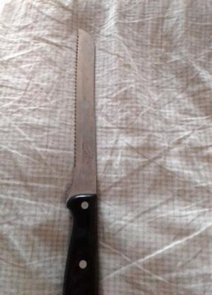 Зубчатый нож для кухни