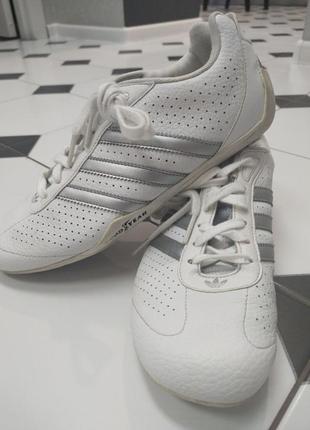 Кроссовки adidas goodyear