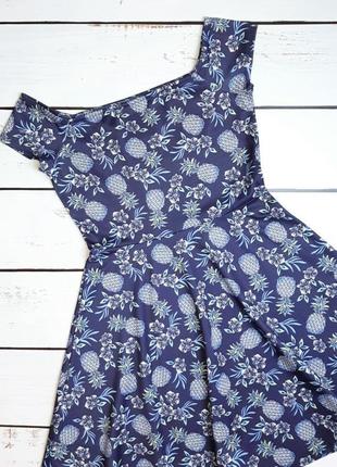 1+1=3 синее короткое платье в ананасах new look, размер 42 - 445 фото