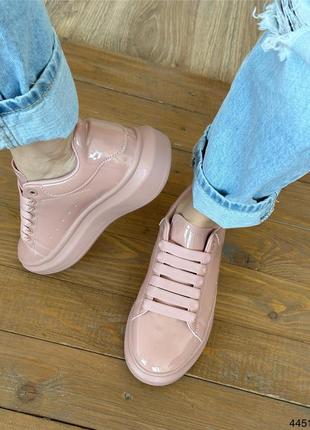 Розовые лаковые кроссовки маквины3 фото
