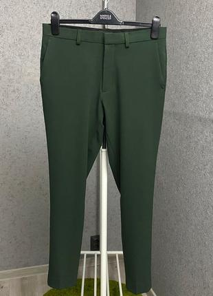 Зеленые брюки от бренда asos2 фото