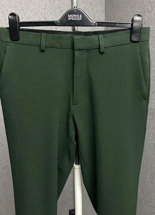 Зеленые брюки от бренда asos3 фото