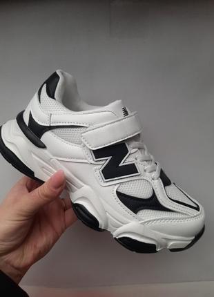 Кроссовки белые в стиле new balance