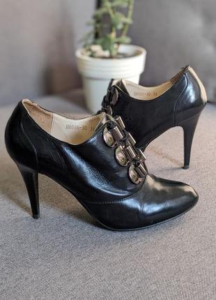 Carlabei оригінальне жіночі туфлі