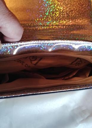 Серебрянная сумочка через плече6 фото