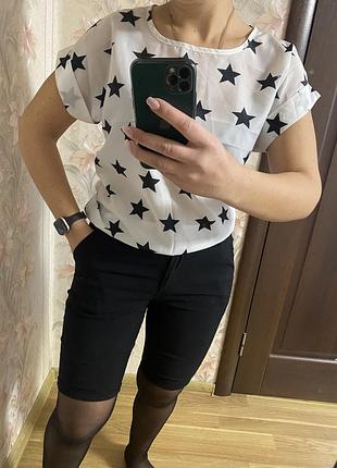 Футболка и велосипедки