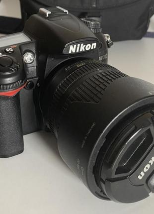 Зеркальный фотоаппарат nikon d7000 вместе с kit объективом 18-105mm f3.3 фото