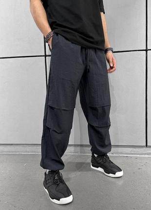 Стильні чоловічі спортивні штани / тонкі спортивки на літо10 фото
