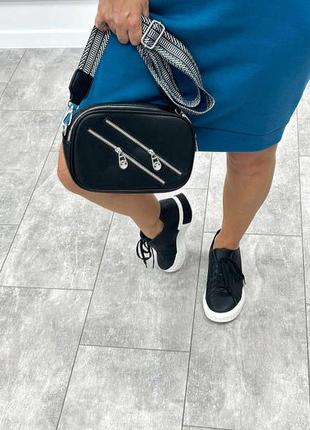 Маленька жіноча сумочка з блискавками "look"3 фото